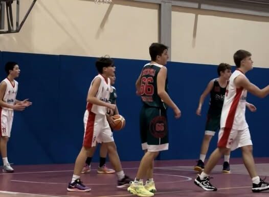 I CANGURINI U14 LOTTANO SENZA PAURA NONOSTANTE IL DIVARIO FISICO
