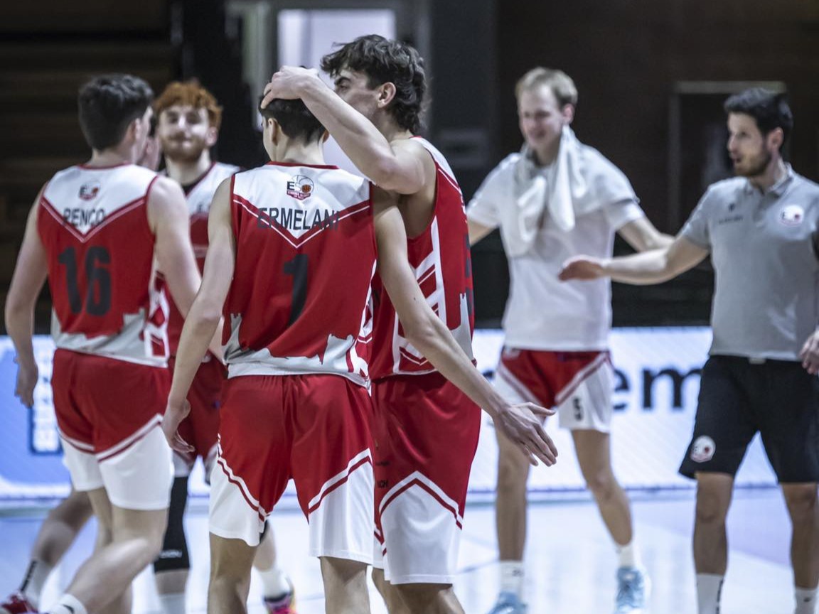 40’ DI LOTTA: CONTRO OLEGGIO LA VITTORIA È BIANCOROSSA